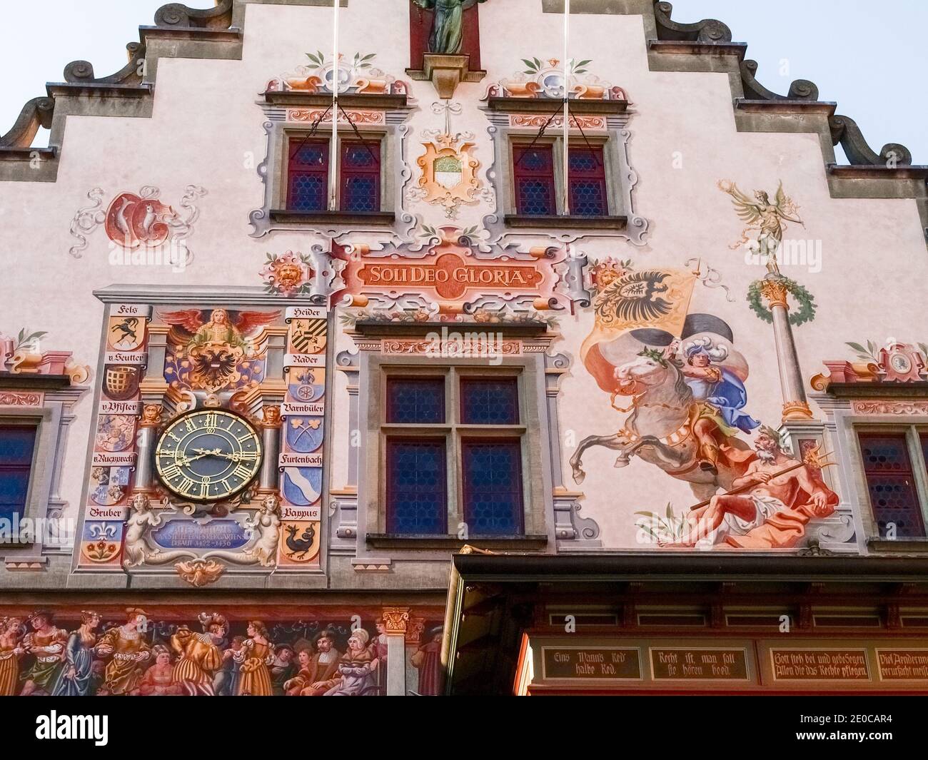 Lindau, Allemagne - 22 avril 2018 : Panorama de la petite ville dans la lumière du matin Banque D'Images