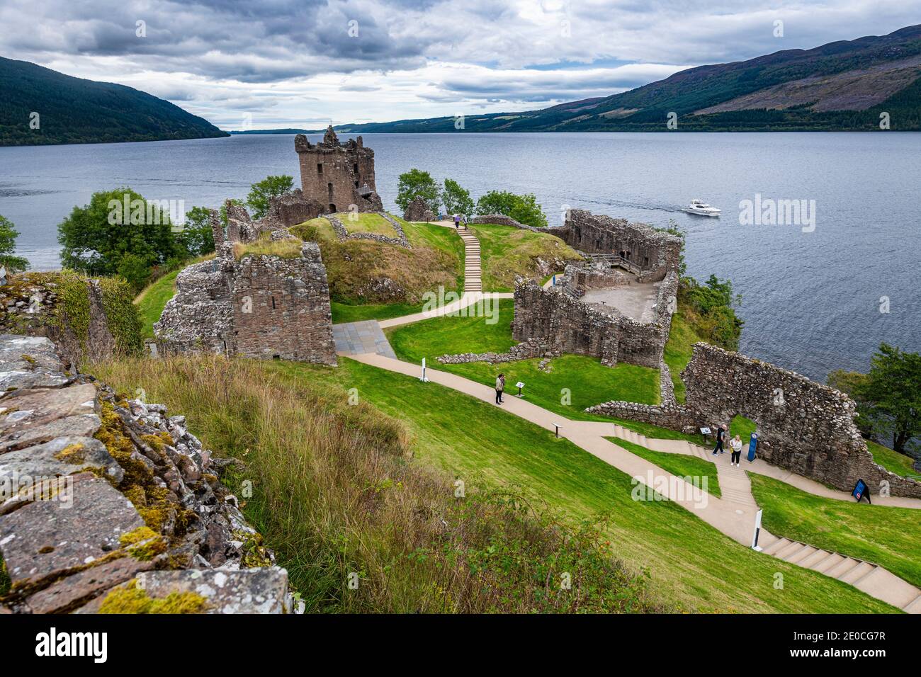 Le Château d'Urquhart, Loch Ness, Highlands, Écosse, Royaume-Uni, Europe Banque D'Images