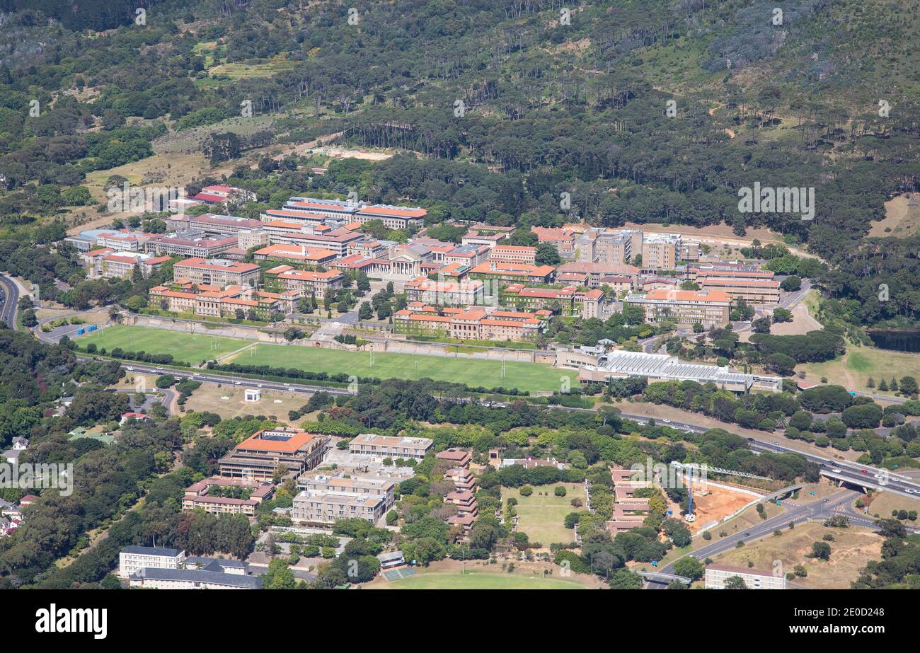 Cape Town, Western Cape, Afrique du Sud - 12.22.2020: Photo aérienne de l'Université du Cap Banque D'Images
