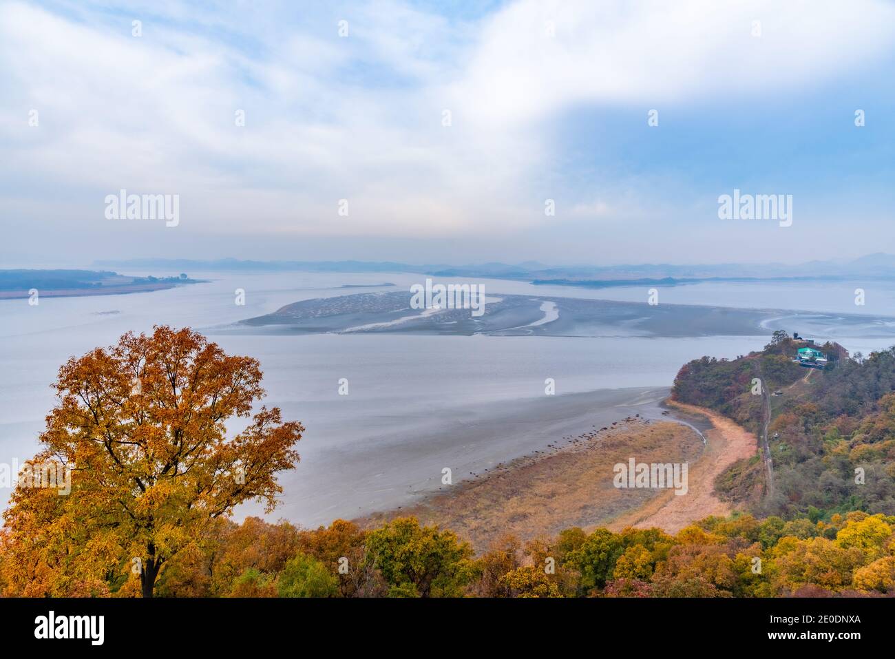 Corée du Nord vue de ODU Mt. Observatoire de l'unification, République de Corée Banque D'Images