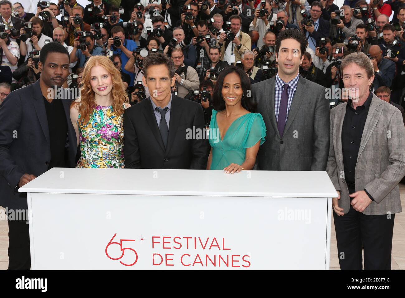 David Schwimmer, Ben Stiller, Jessica Chastain, Chris Rock, Jada Pinkett Smith posant au photocall Madagascar 3 qui s'est tenu au Palais des Festivals dans le cadre du 65e Festival International du film de Cannes, France, le 19 mai 2012. Photo de Frédéric Nebinger/ABACAPRESS.COM Banque D'Images