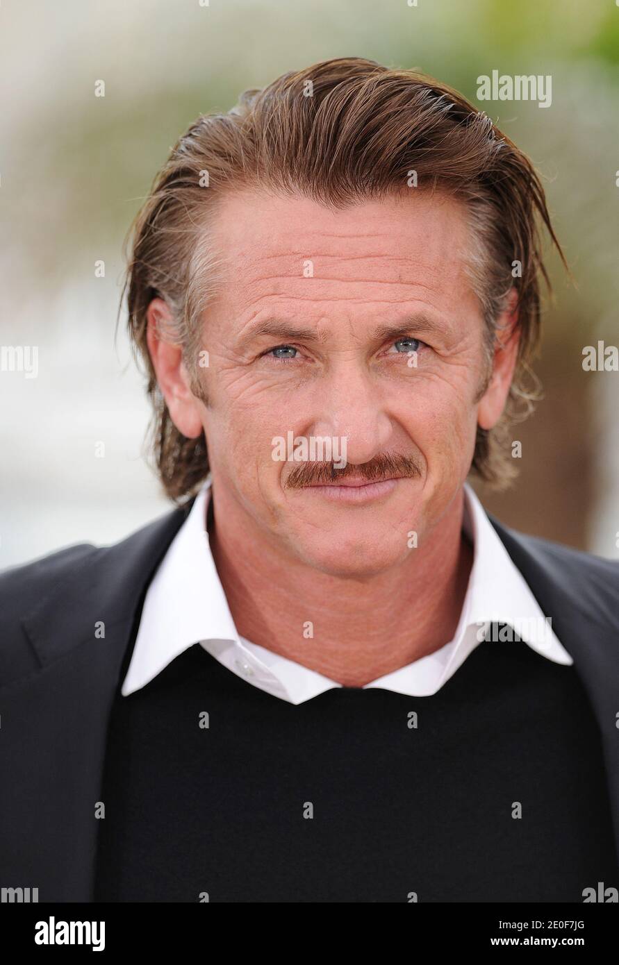 Sean Penn posant au photocall « Haiti Carnaval in Cannes » qui s'est tenu au Palais des Festivals dans le cadre du 65e Festival international du film de Cannes, France, le 19 mai 2012. Photo de Lionel Hahn/ABACAPRESS.COM Banque D'Images