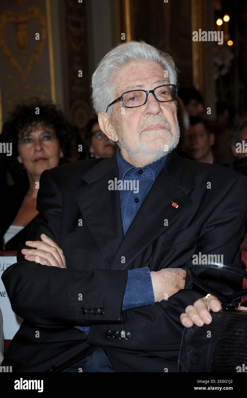 Ettore Scola participe à une conférence de presse sur le 'Festival Paris Cinema 2012' qui s'est tenue à l'Hôtel de ville à Paris, France, le 7 juin 2012. Photo de Nicolas Briquet/ABACAPRESS.COM Banque D'Images