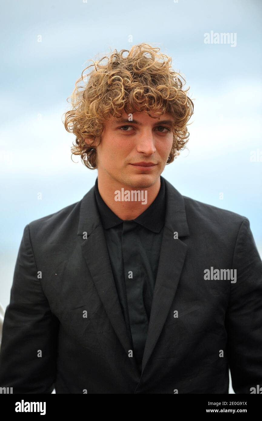 Niels Schneider, membre du jury, lors du 26e Festival du film romantique Cabourg à Cabourg, en France, le 15 juin 2012. Photo de Giancarlo Gorassini/ABACAPRESS.COM Banque D'Images