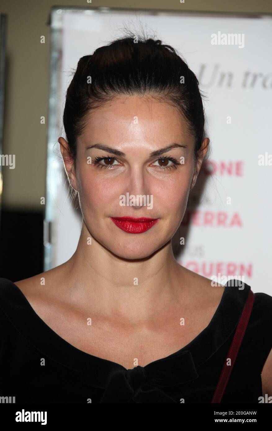 Helena Noguerra assistera à la première clinique de l'Amour à Paris, France, le 18 juin 2012. Photo de Denis Guignebourg/ABACAPRESS.COM Banque D'Images