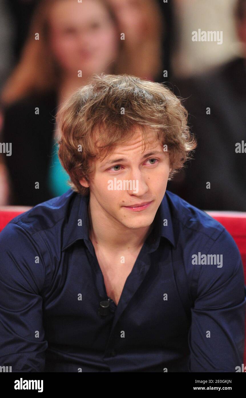 Mathieu Spinosi à l'enregistrement du vivre Dimanche le 11 avril 2012 à Paris, France. Photo de Max Colin/ABACAPRESS.COM Banque D'Images