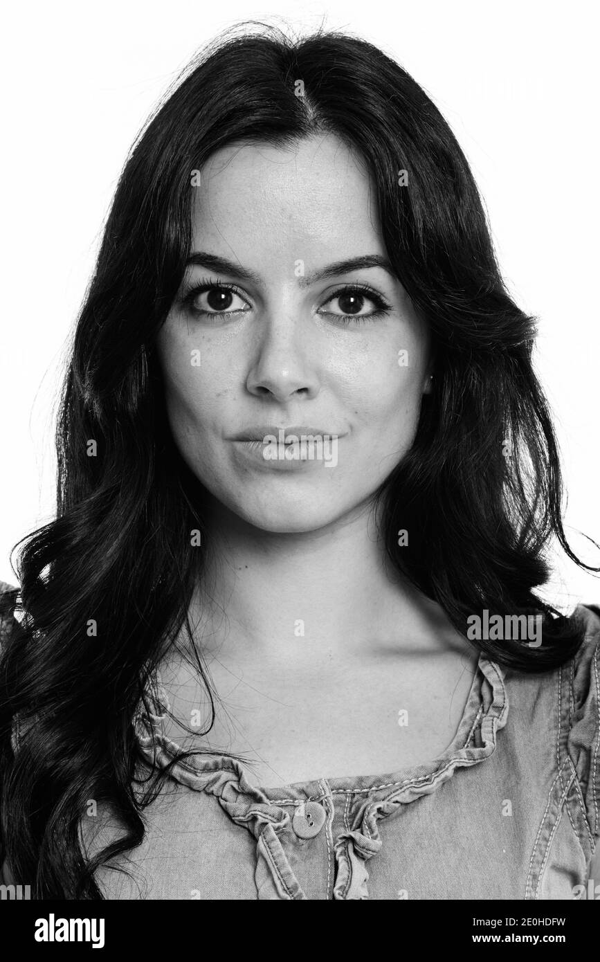 Visage de jeune belle femme espagnole Banque D'Images