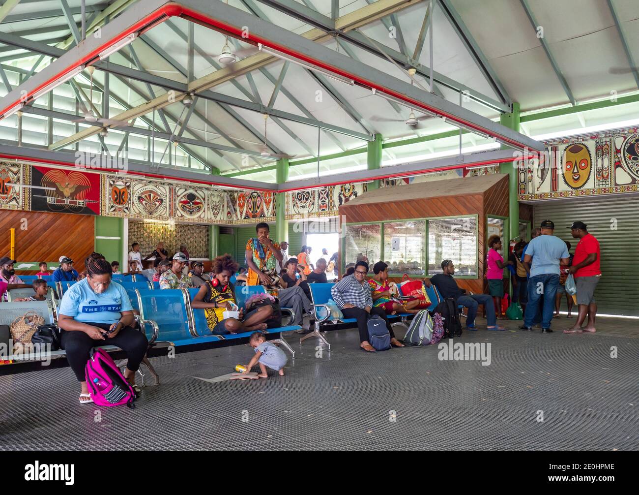 Le hall des départs de l'aéroport de Wewak, également appelé aéroport de Boram, à Wewak, la capitale de la province de Sepik est de Papouasie-Nouvelle-Guinée. Banque D'Images