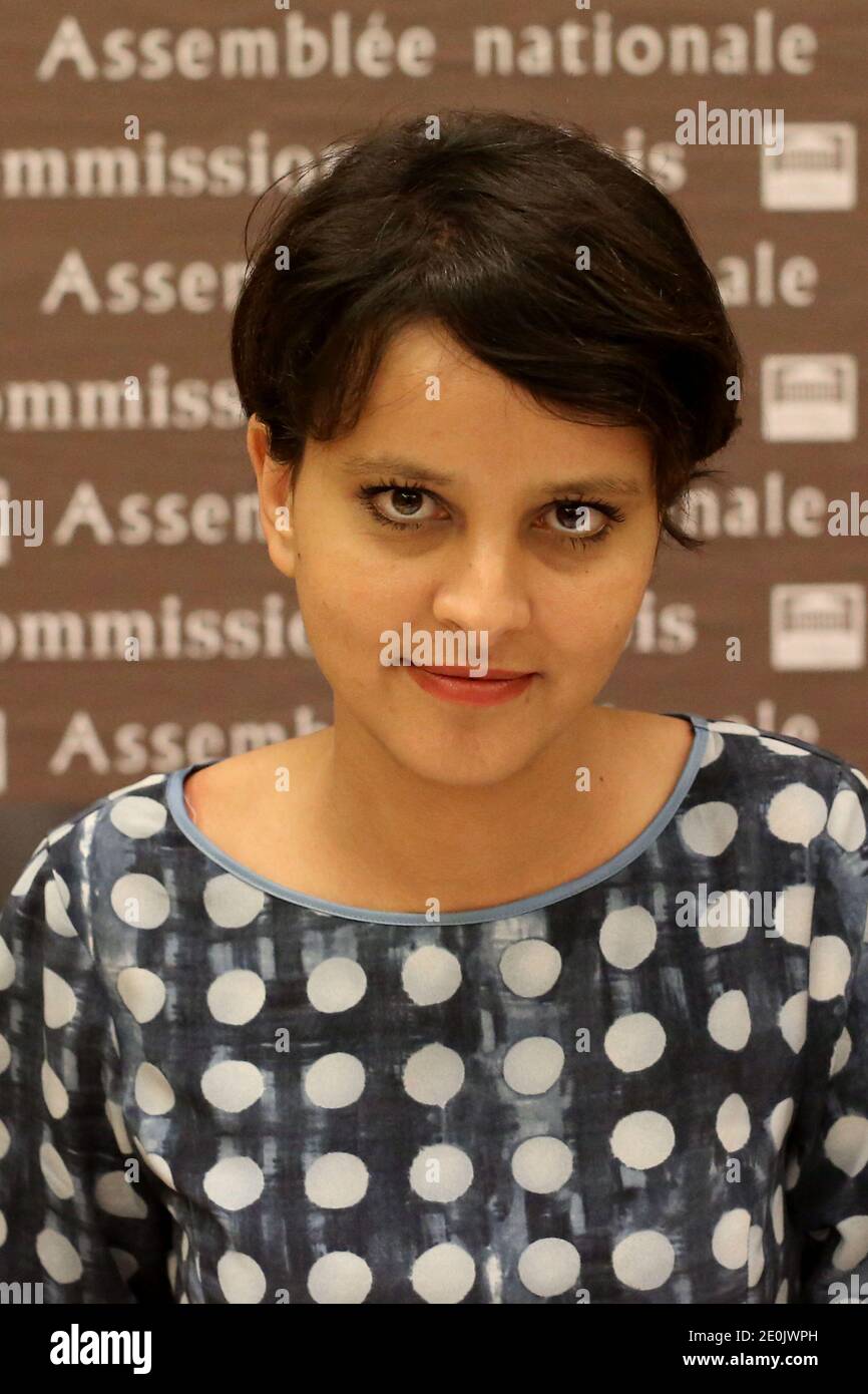 La ministre française des droits de la femme, Najat Vallaud-Belkacem, assiste à une audience à l'Assemblée nationale, à Paris, en France, le 18 juillet 2012. Photo de Stephane Lemouton/ABACAPRESS.COM Banque D'Images