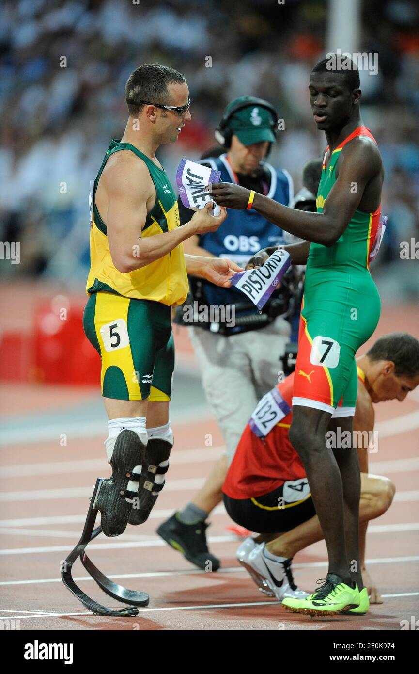 L'Oscar Pistorius d'Afrique du Sud est éliminé dans la demi-finale des hommes de 400 mètres lors des Jeux Olympiques de Londres 2012 à Londres, Royaume-Uni, le 5 août 2012. Photo de Henri Szwarc/ABACAPRESS.COM Banque D'Images