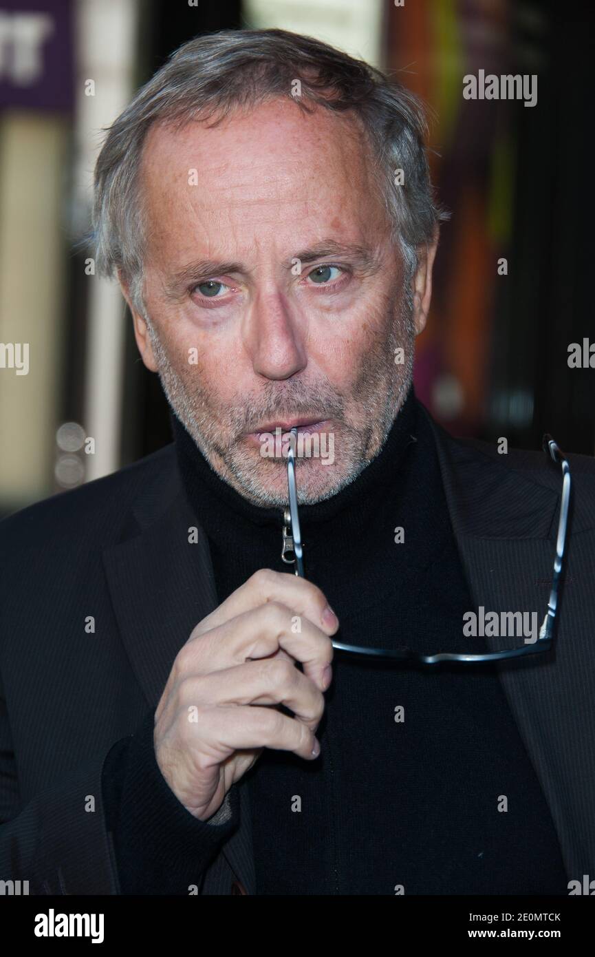 Fabrice Luchini arrive pour la première du film 'Astérix et Obelix : au service de sa majeste' au Grand Rex Cinema à Paris, le 30 septembre 2012. Photo de Nicolas Genin/ABACAPRESS.COM Banque D'Images