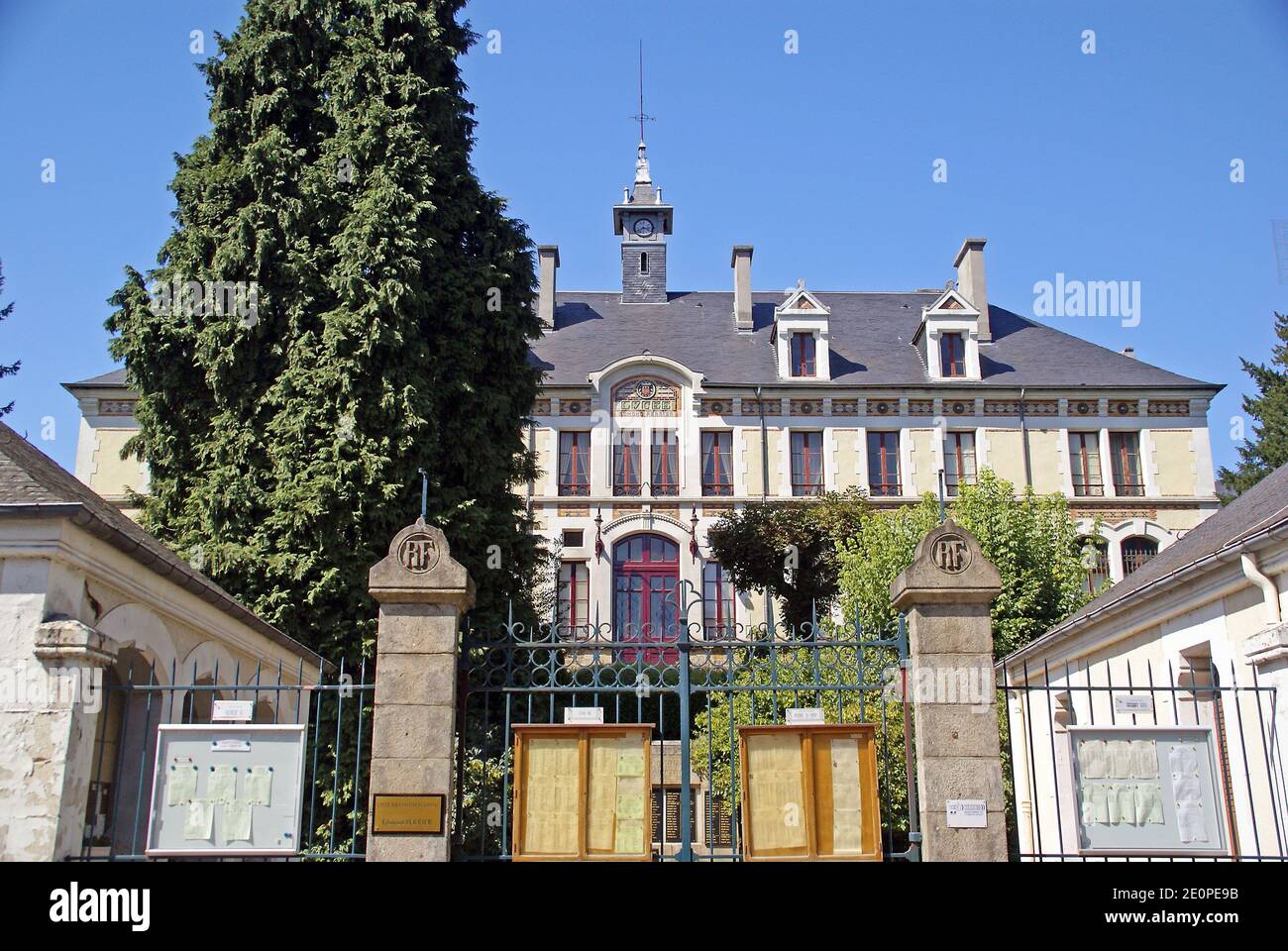 La ville de Tulle dans le sud du Limousin : l'école secondaire Edmond Perrier Banque D'Images