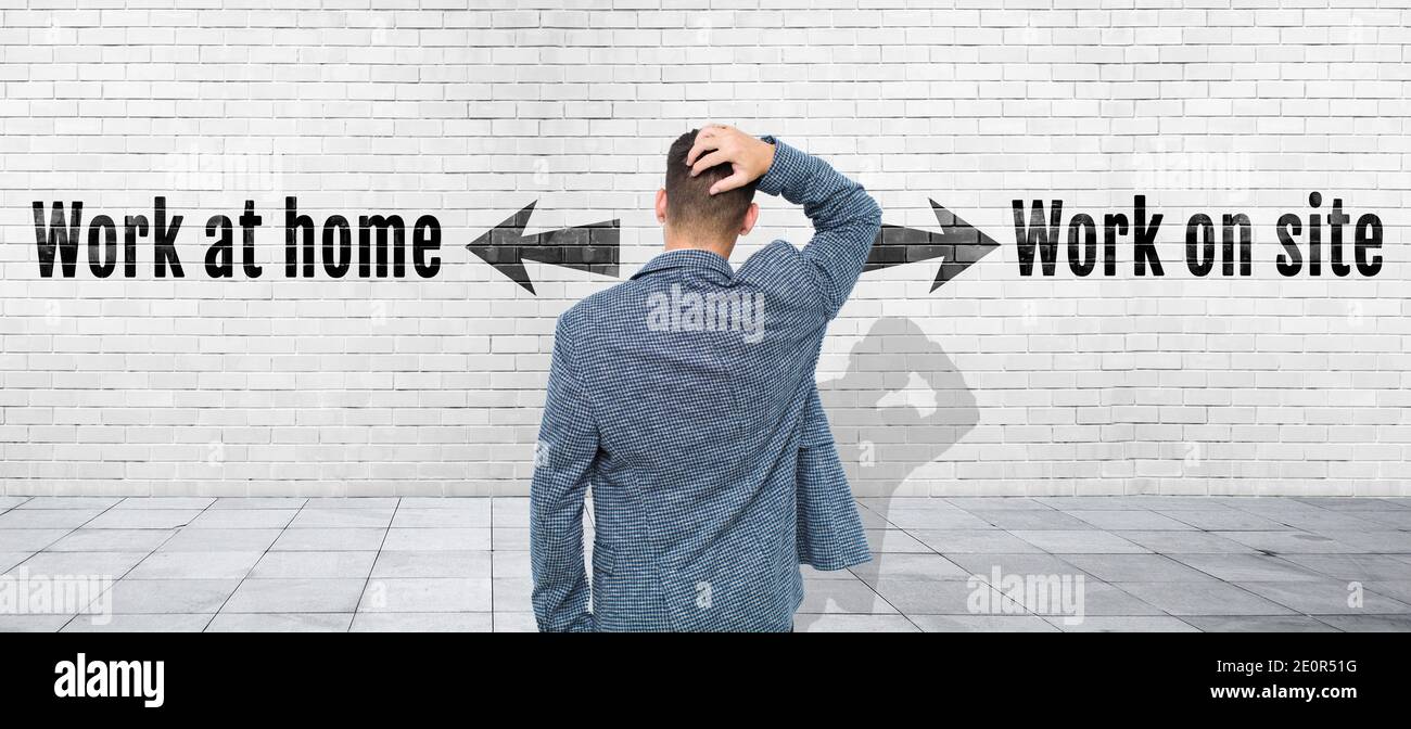 concept de choix, prise de décision, gens d'affaires choisissant une autre direction de stratégie Banque D'Images