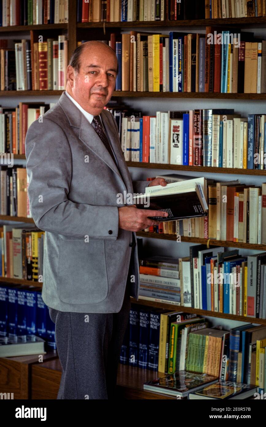 Heinz Lorenz Ministère allemand de la propagande Hitlers Bunker d'une série De portraits pour le magazine Sunday Times pour illustrer des extraits Depuis le Bunker de Berlin par James P O'Donnell Banque D'Images