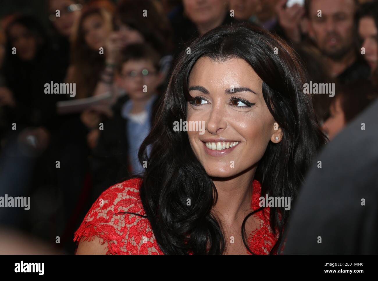 Jenifer participe à une émission télévisée des champs-Élysées à Paris, en France, le 19 octobre 2012. Photo de Denis Guignebourg/ABACAPRESS.COM Banque D'Images