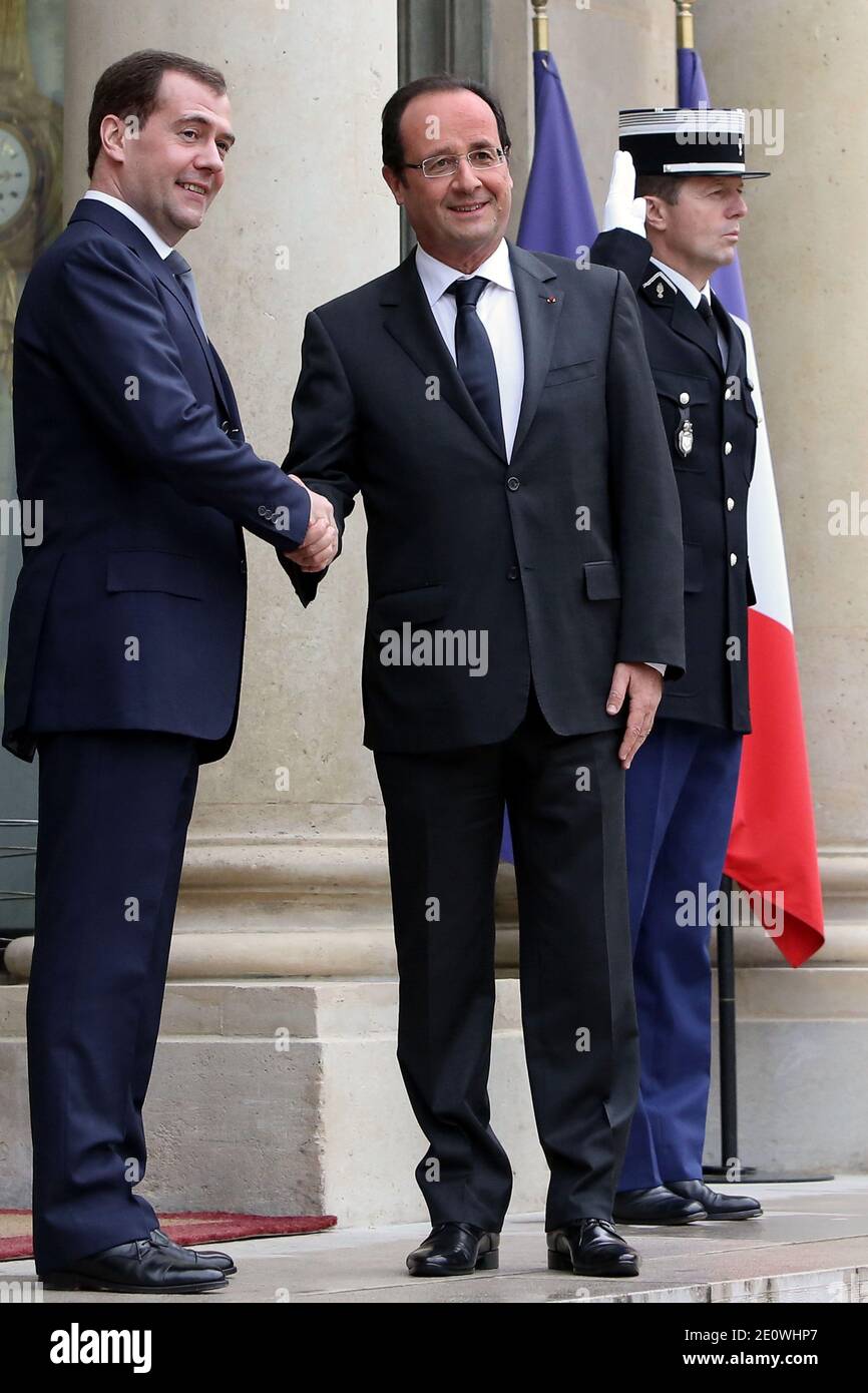 rencontre medvedev hollande