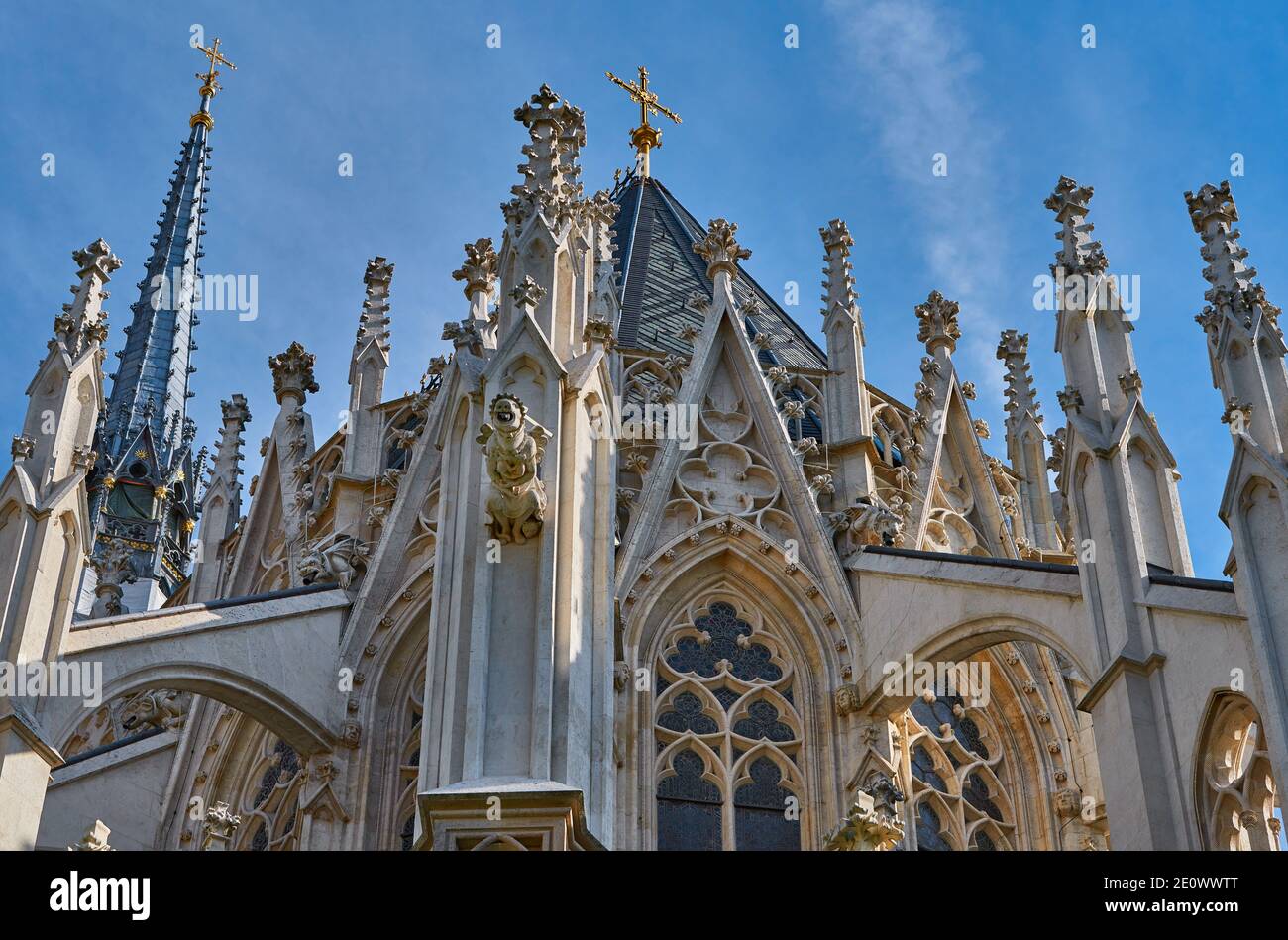 Architecture impressionnante de l'église Votivkirche. Vienne, Autriche Banque D'Images