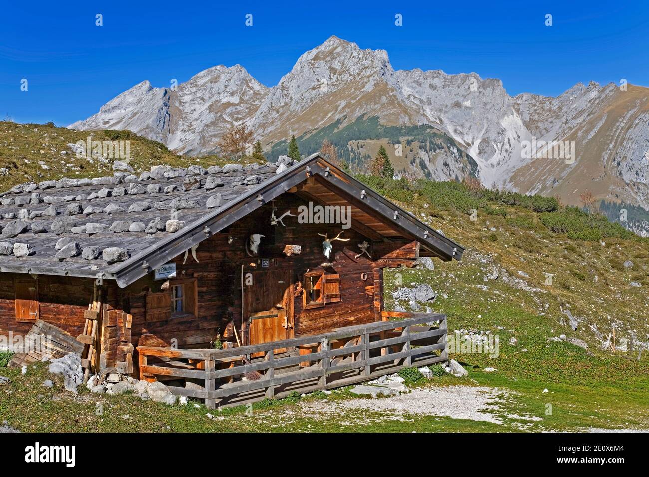 Sur UNE randonnée en montagne à travers le Johannistal sur le chemin Au Falkenhütte vous passez l'idyllique Ladizalm Banque D'Images
