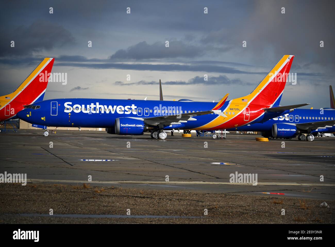 Vue générale d'un Boeing 737 MAX 8 de Southwest Airlines entreposé à l'aéroport de logistique de Californie du Sud, le lundi 28 décembre 2020 à Victorvill Banque D'Images
