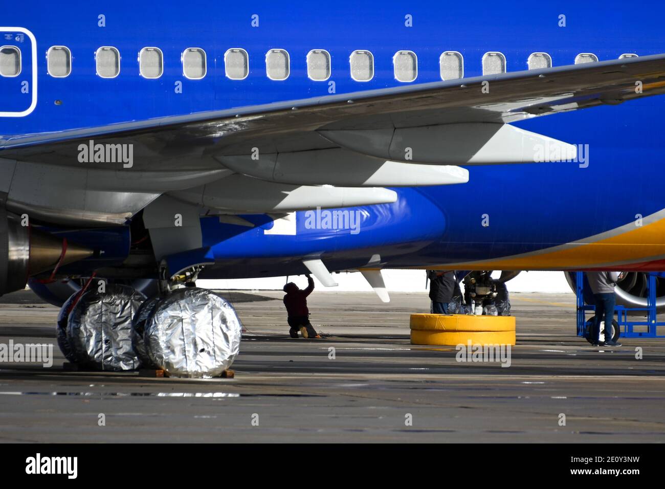 Vue générale d'un Boeing 737 MAX 8 de Southwest Airlines entreposé à l'aéroport de logistique de Californie du Sud, le lundi 28 décembre 2020 à Victorvill Banque D'Images