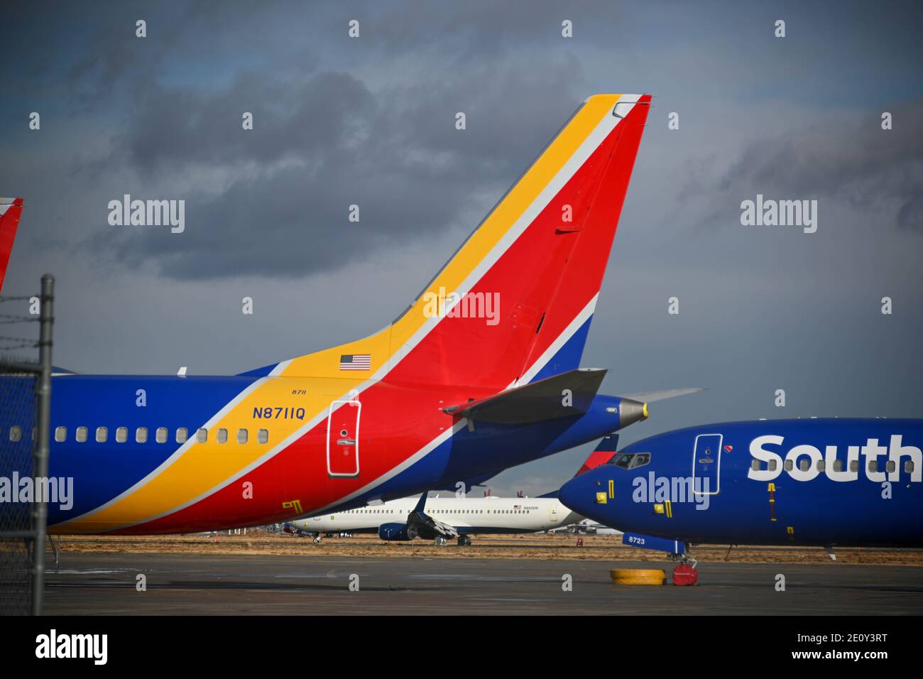 Vue générale d'un Boeing 737 MAX 8 de Southwest Airlines entreposé à l'aéroport de logistique de Californie du Sud, le lundi 28 décembre 2020 à Victorvill Banque D'Images