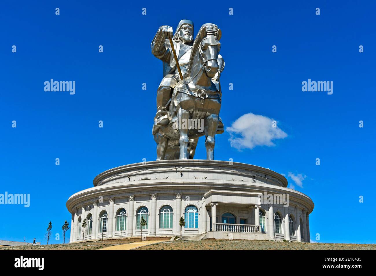 Statue équestre de Genghis Khan, parc à thème de Gengis Khan, complexe de la statue de Chinggis Khaan, Tsonjin Boldog, Mongolie, Asie Banque D'Images