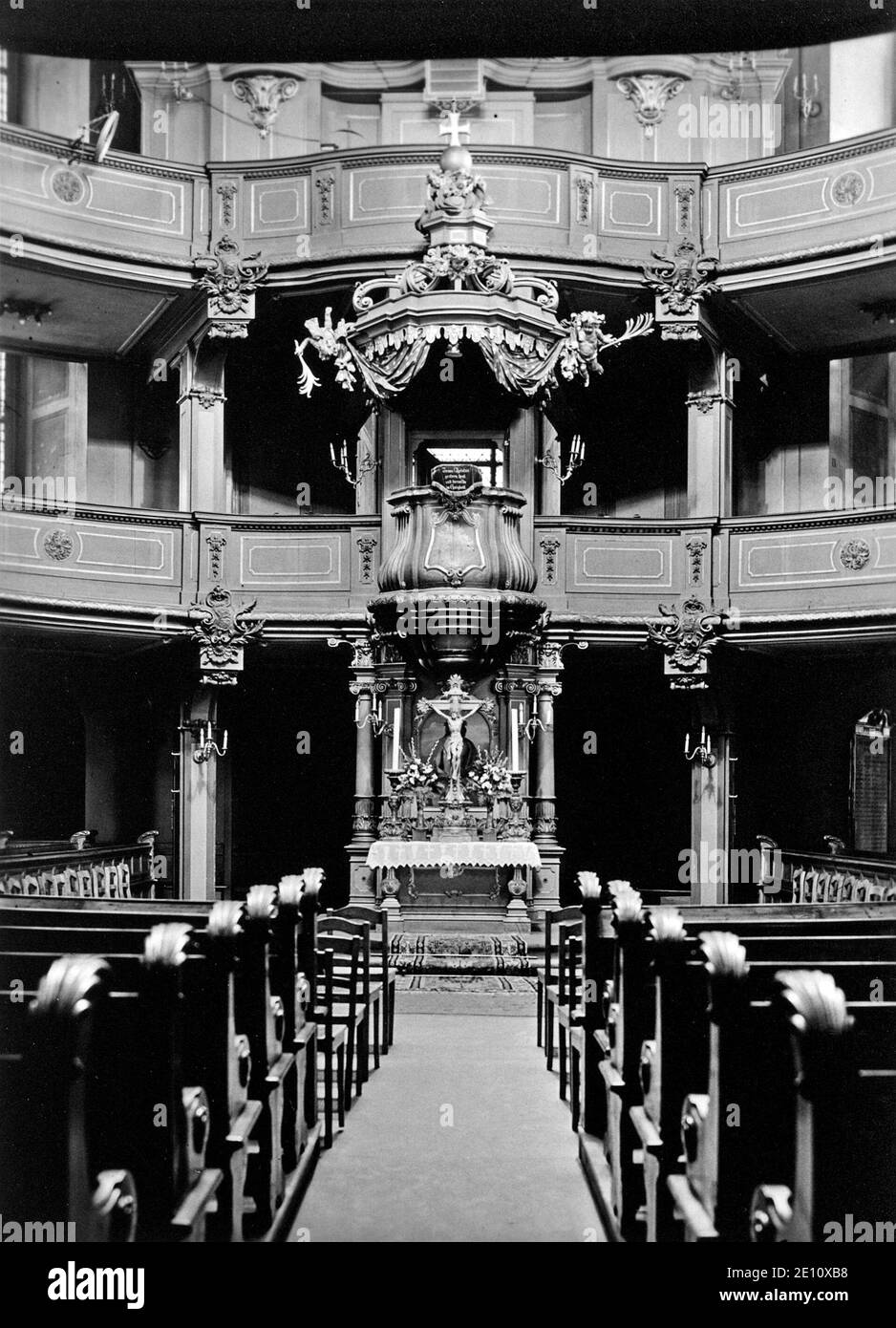 Intérieur de l'église de la Trinité, autel, vers 1935, Berlin, Allemagne Banque D'Images