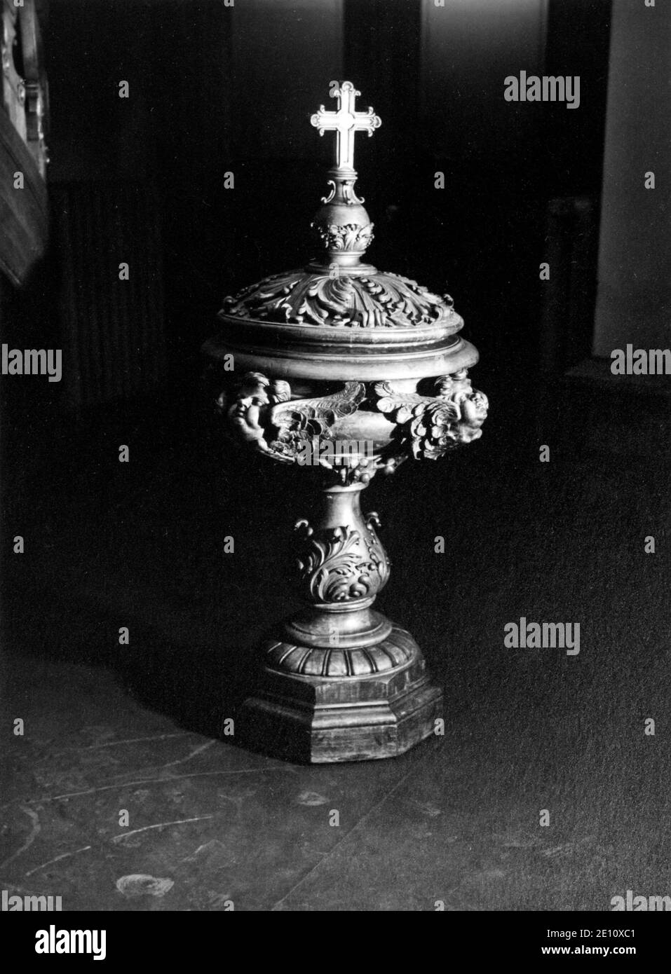 Police baptismale, Trinity Church, vers 1935, Berlin, Allemagne Banque D'Images