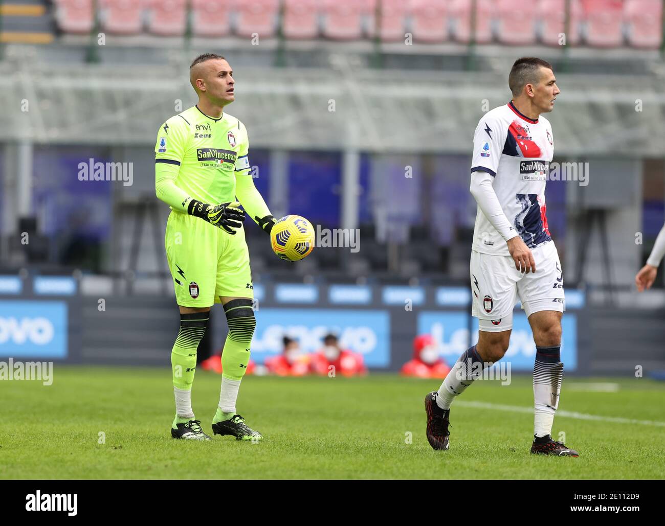 Milan, Italie. 3 janvier 2021. Alex Cordaz du FC Crotone pendant la série UN match de football 2020/21 entre le FC Internazionale contre le FC Crotone au stade San Siro, Milan, Italie le 03 janvier 2021 - photo FCI/Fabrizio Carabelli/LM crédit: Fabrizio Carabelli/LPS/ZUMA Wire/Alay Live News Banque D'Images