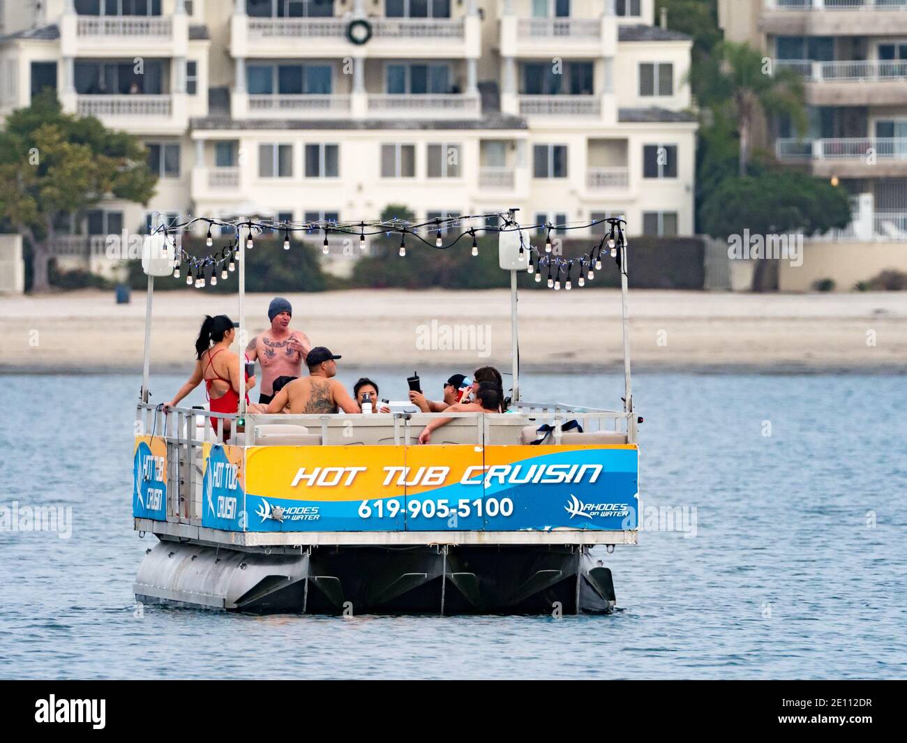 Bain à remous cruisin à louer à Mission Bay sportcenter, Mission Beach, San  Diego, Californie Photo Stock - Alamy
