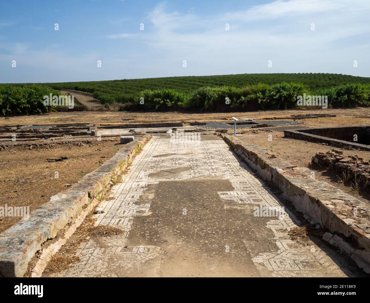 Les fondations du mur de la Villa romaine de Pisoes Banque D'Images