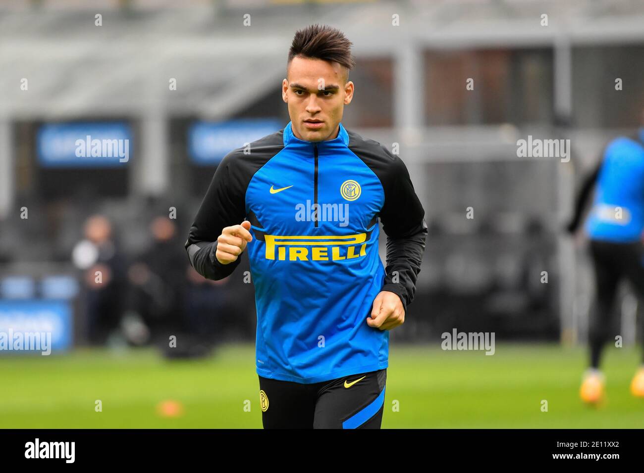 Milan, Italie. 3 janvier 2021. Lautaro Martinez (10) du FC Internazionale se réchauffant avant la série UN match TIM entre le FC Internazionale et le FC Crotone au San Siro à Milan. (Crédit photo : Gonzales photo/Alamy Live News Banque D'Images