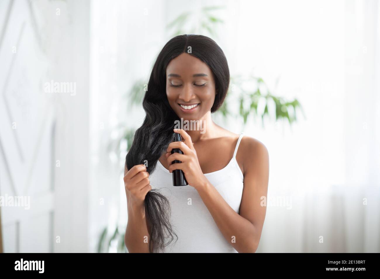 Soins de beauté à la maison pendant la quarantaine du coronavirus Banque D'Images