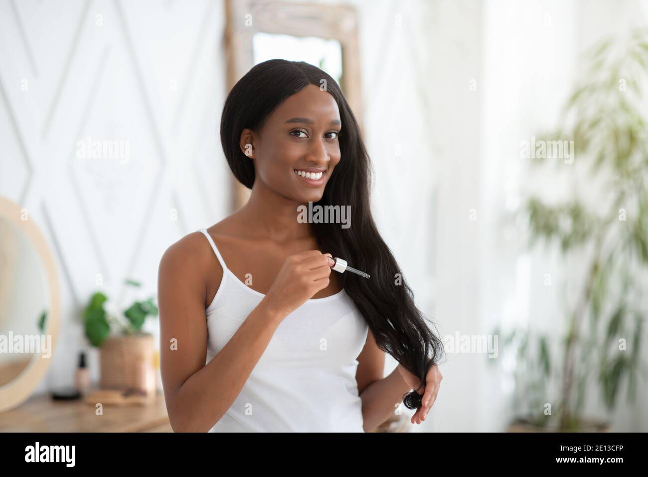Produits naturels et cosmétiques pour les cheveux pour les soins à domicile pendant quarantaine covid-19 Banque D'Images