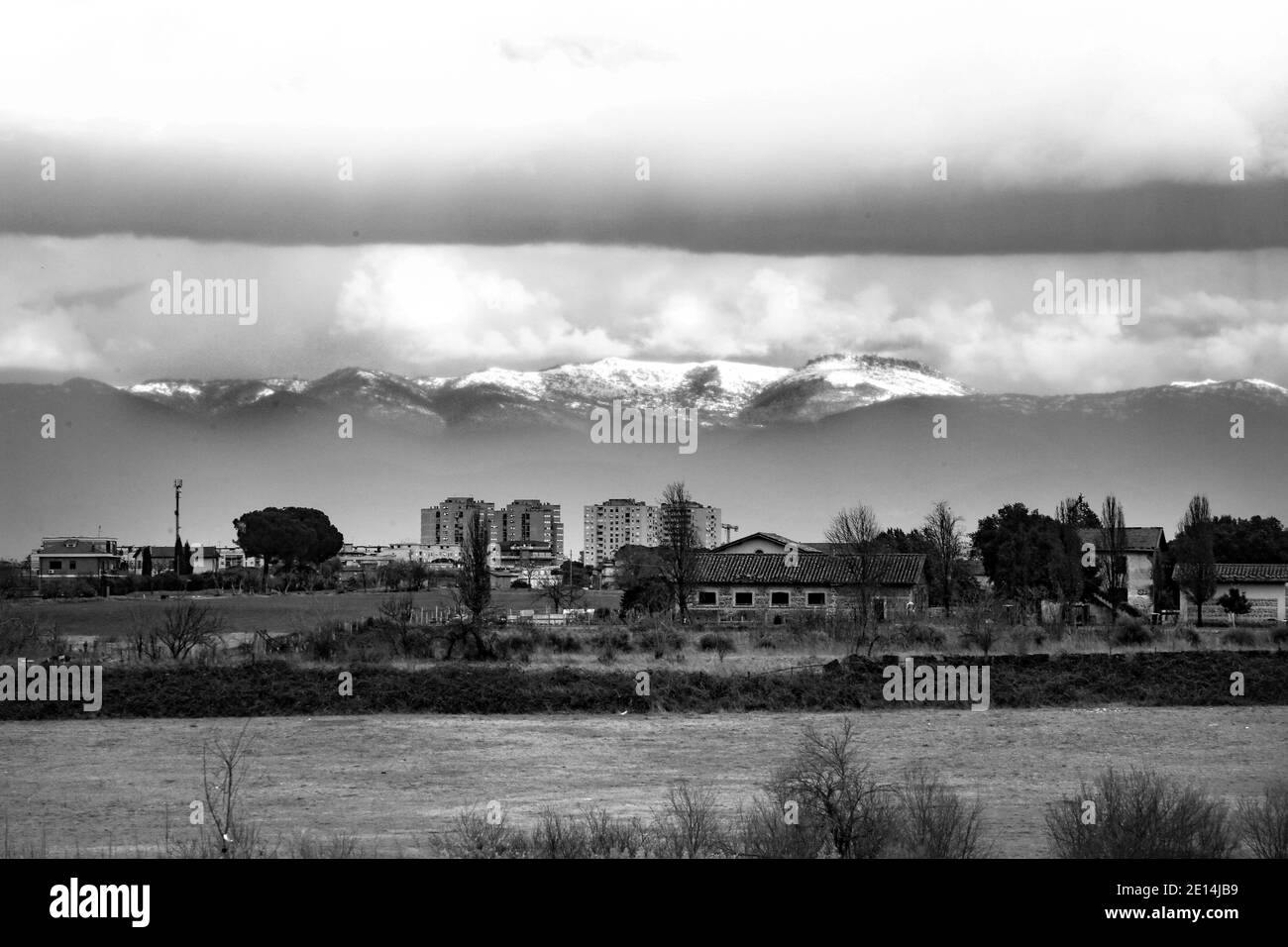 Roma circondata dalla neve, continua il mal tempo nel Lazio Banque D'Images