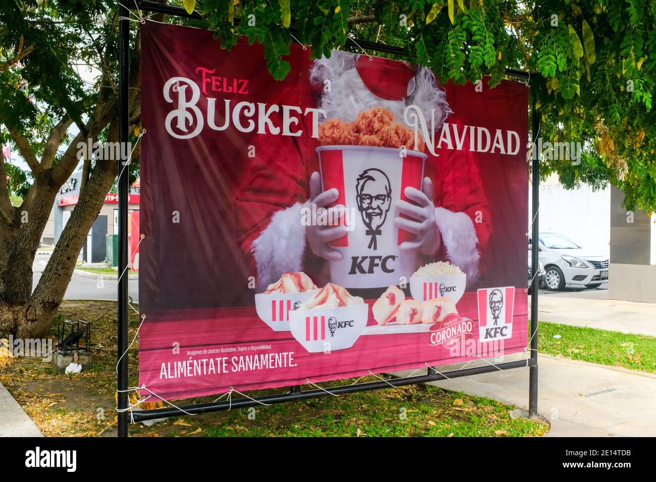 Kentucky Fried Chicken publicité en espagnol à Merida, Mexique Banque D'Images