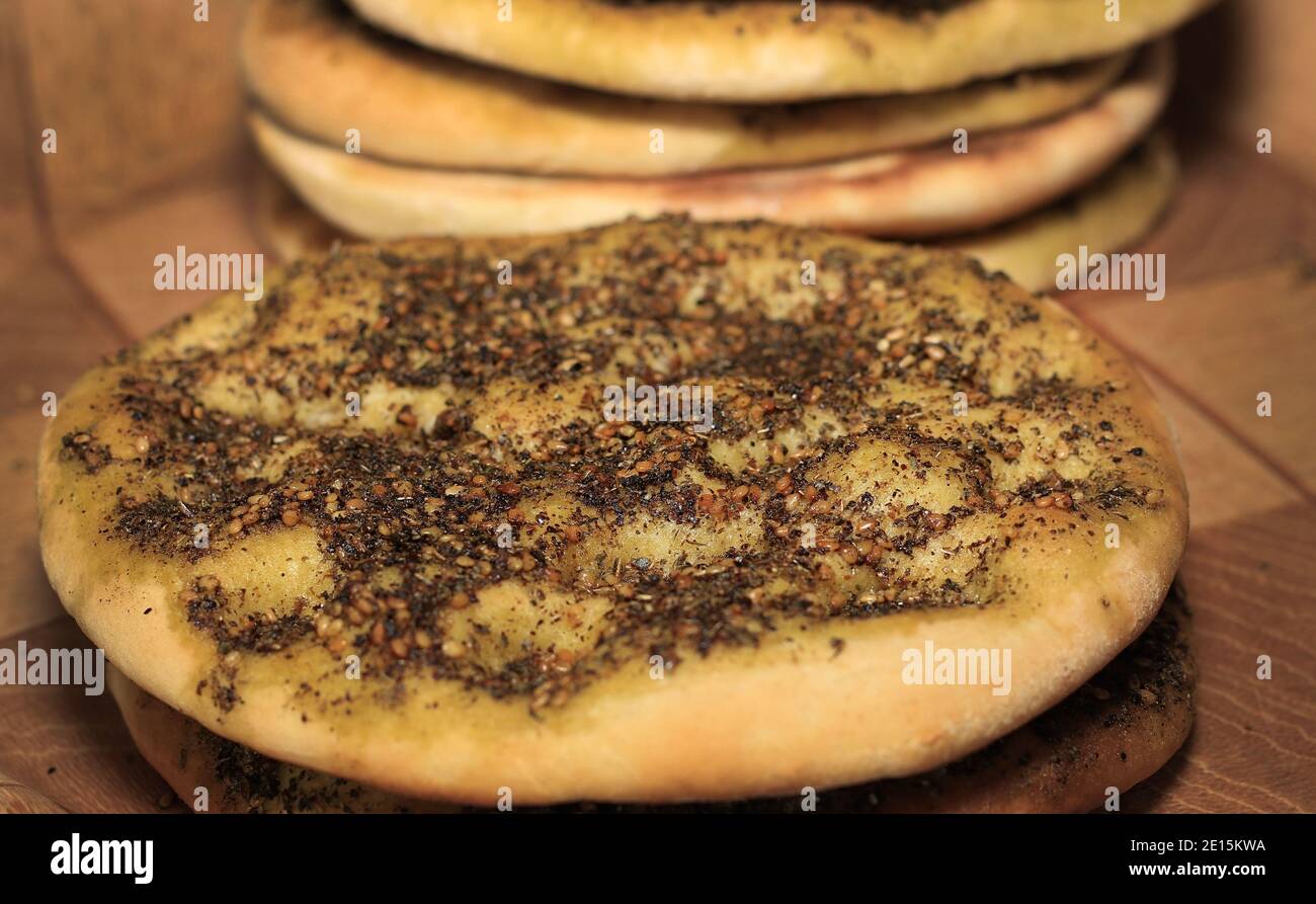 Un zaatar mankousheh, le petit déjeuner libanais traditionnel. Banque D'Images