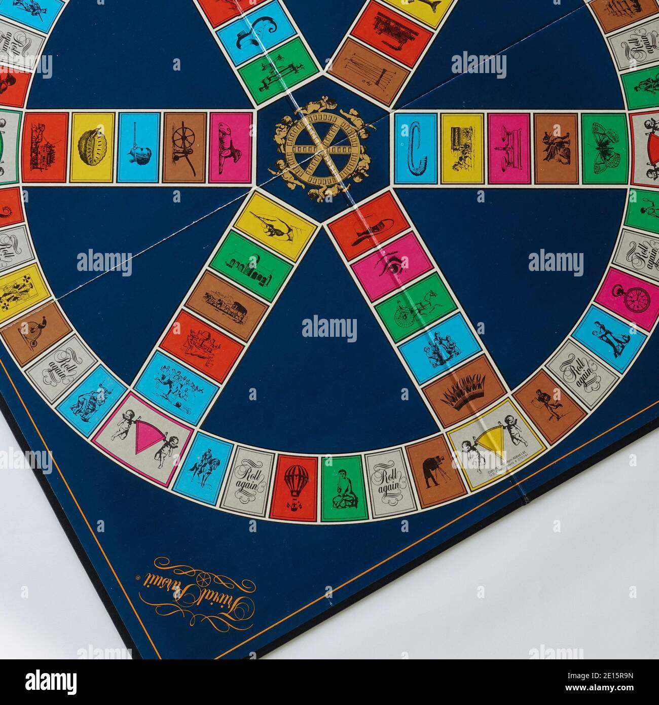 Orlando, FL USA - 12 février 2020: Trivial Pursuit jeu configuré pour jouer qui est un jeu de plateau où la victoire est déterminée par la capacité d'un joueur à un Banque D'Images