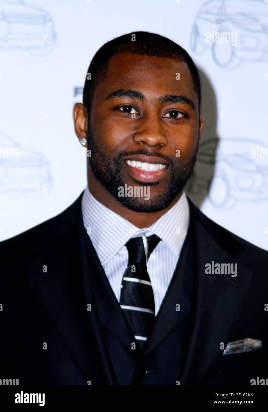 Darrelle Revis participe au premier événement Range Rover Evogue aux étapes Highline à New York le 19 avril 2011. Photo de Donna Ward/ABACAPRESS.COM Banque D'Images