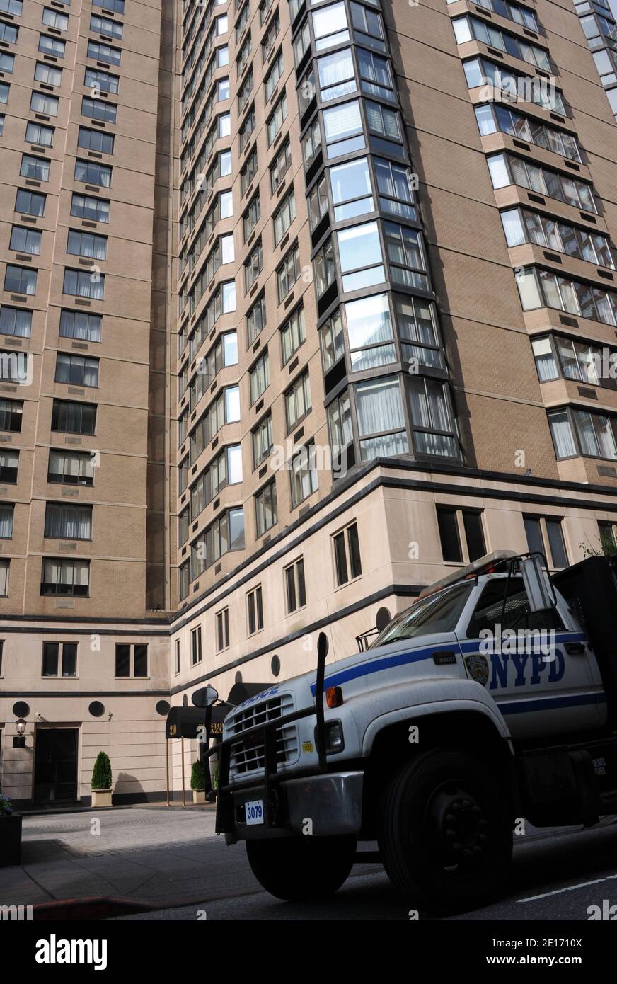 Illustration de la Bristol Plaza où Anne Sinclair a loué un appartement pour que son mari Dominique Strauss-Kahn reste en résidence surveillée comme condition de sa caution pendant qu'il attend son procès à New York City, NY, USA le 20 mai 2011. Photo Guerin-Pantaleo-Taamallah/ABACAUSA.COM Banque D'Images