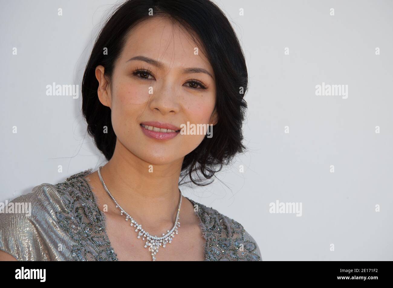 L'actrice Zhang Ziyi pose à un photocall lors du 64ème Festival annuel du film de Cannes au Majestic Hotel le 20 mai 2011 à Cannes, en France. Photo de Hahn-Nebinger-Genin/ABACAPRESS.COM Banque D'Images