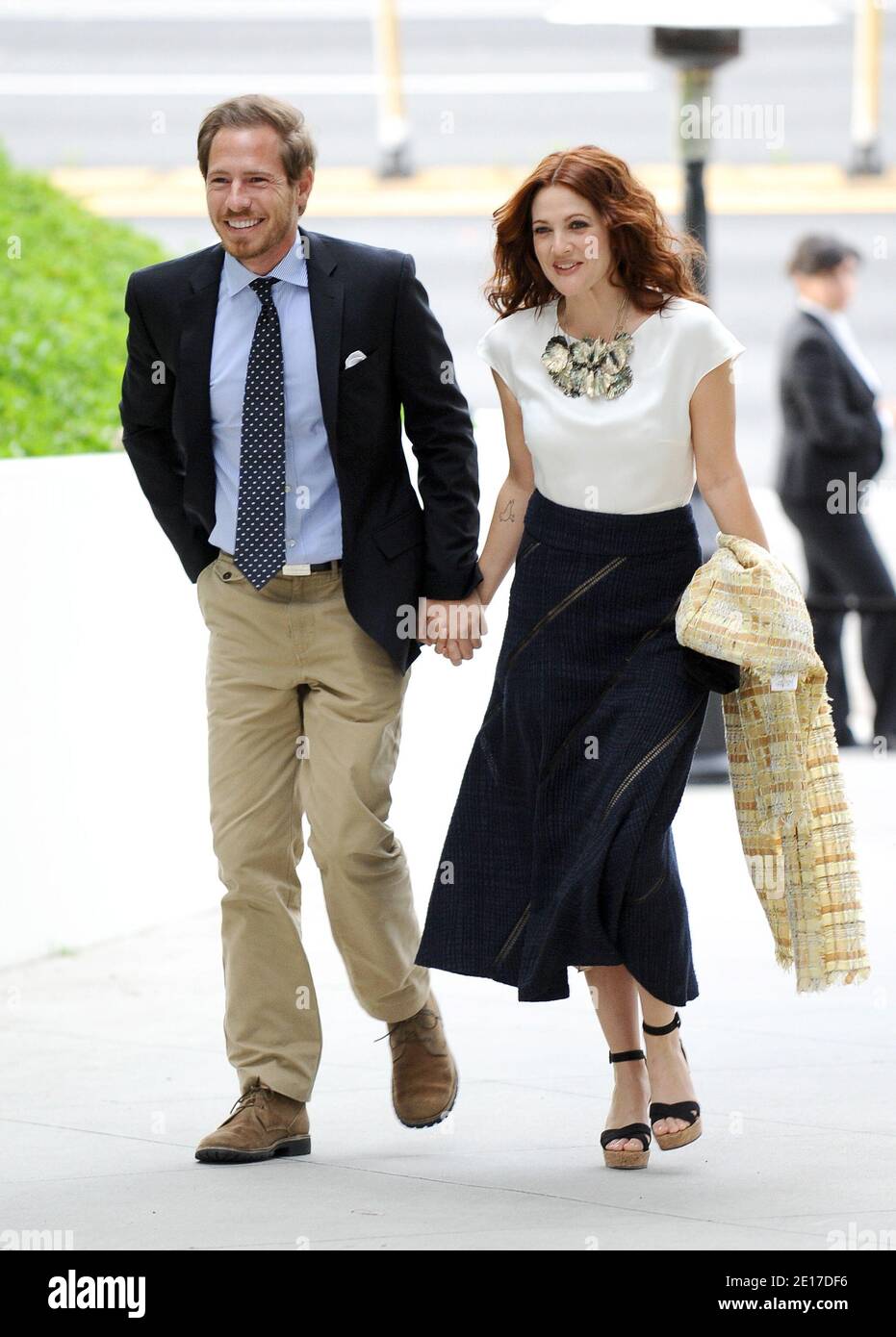 Drew Barrymore et will Kopelman assisteront à l'initiative Océan du Conseil de défense des ressources naturelles organisée par Chanel à Malibu, CA, États-Unis, le 4 juin 2011. Photo de Lionel Hahn/ABACAPRESS.COM Banque D'Images