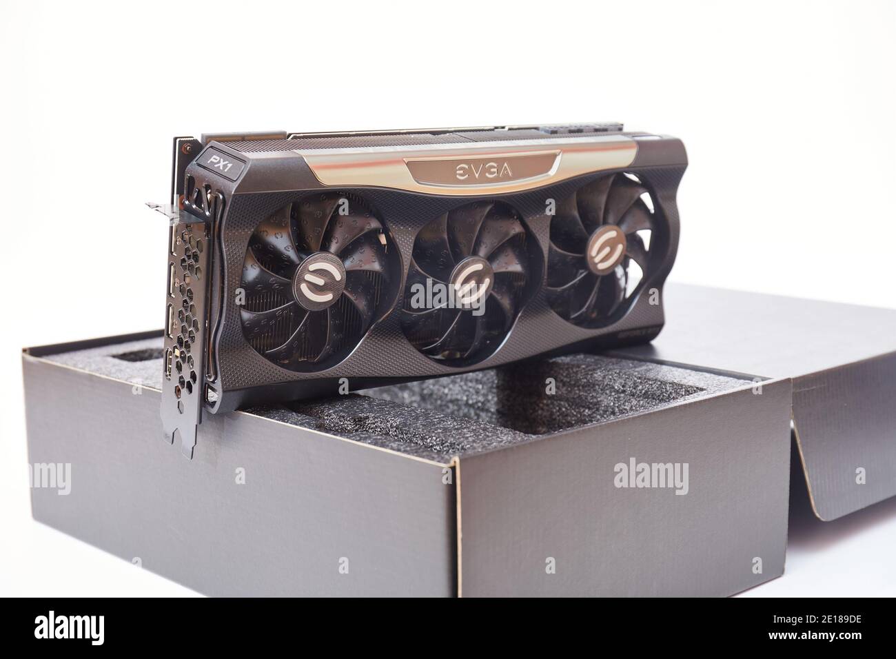 Ecran GPU EVGA GeForce RTX 3090 Nvidia Banque D'Images