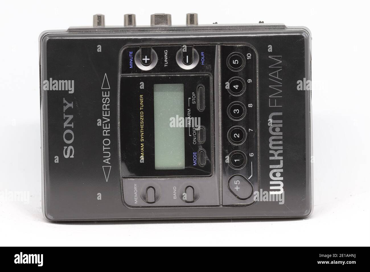 Environ 1990 lecteur de cassettes WALKMAN ® Sony avec inversion automatique et radio AM FM. Banque D'Images