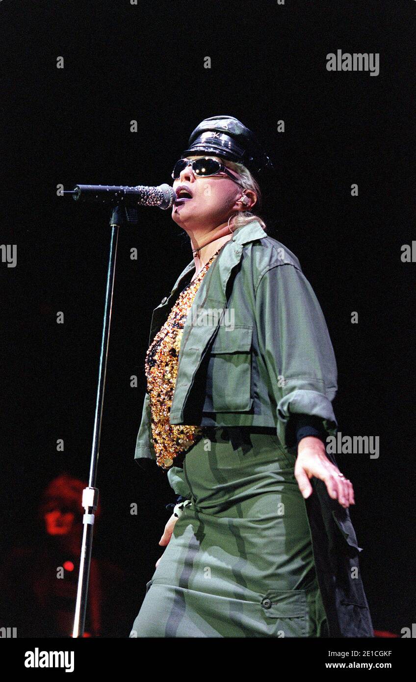Blondie en concert au Wembley Arena de Londres, Royaume-Uni. 7 novembre 1999 Banque D'Images