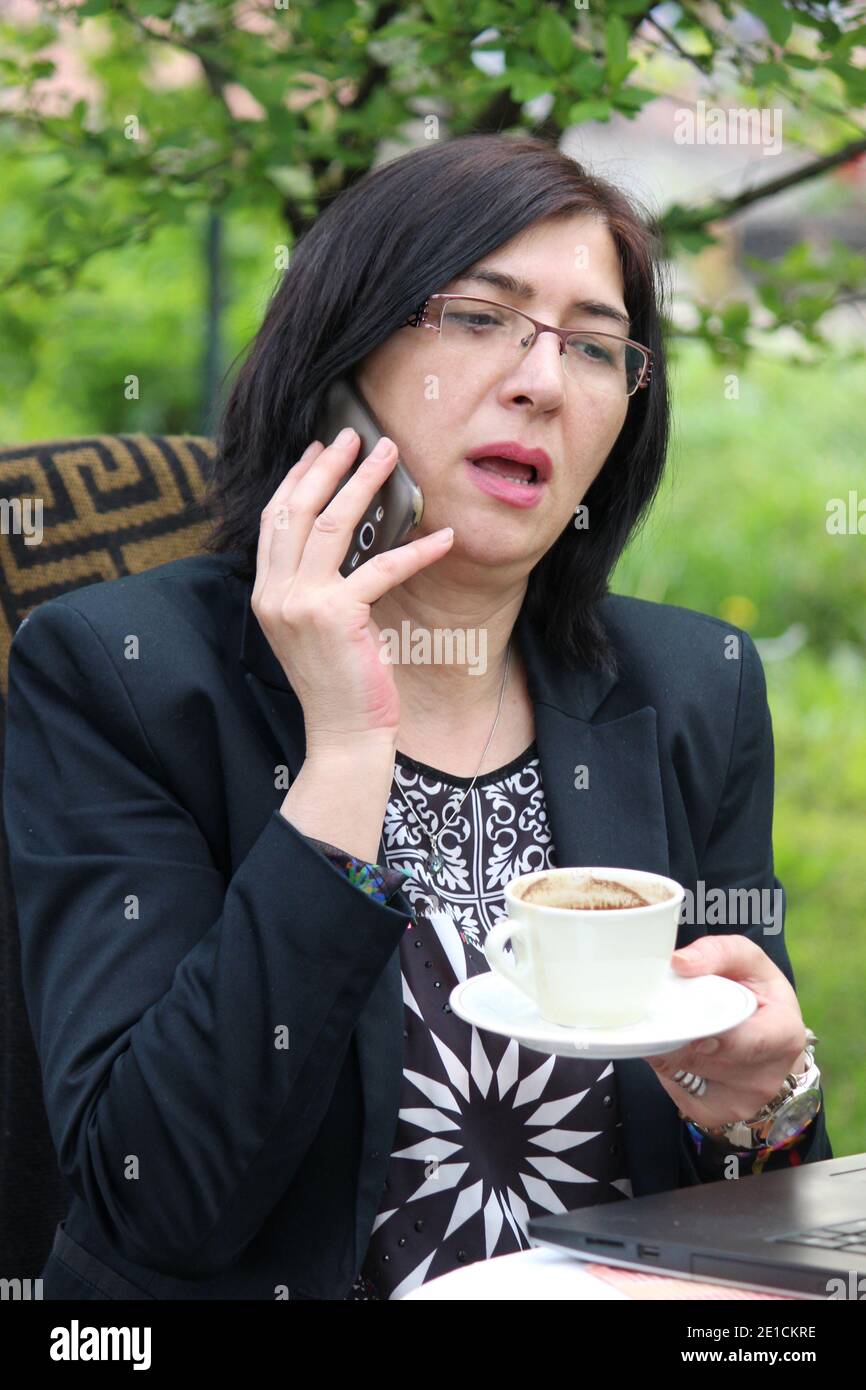 problème lors de l'appel au téléphone intelligent au travail Banque D'Images