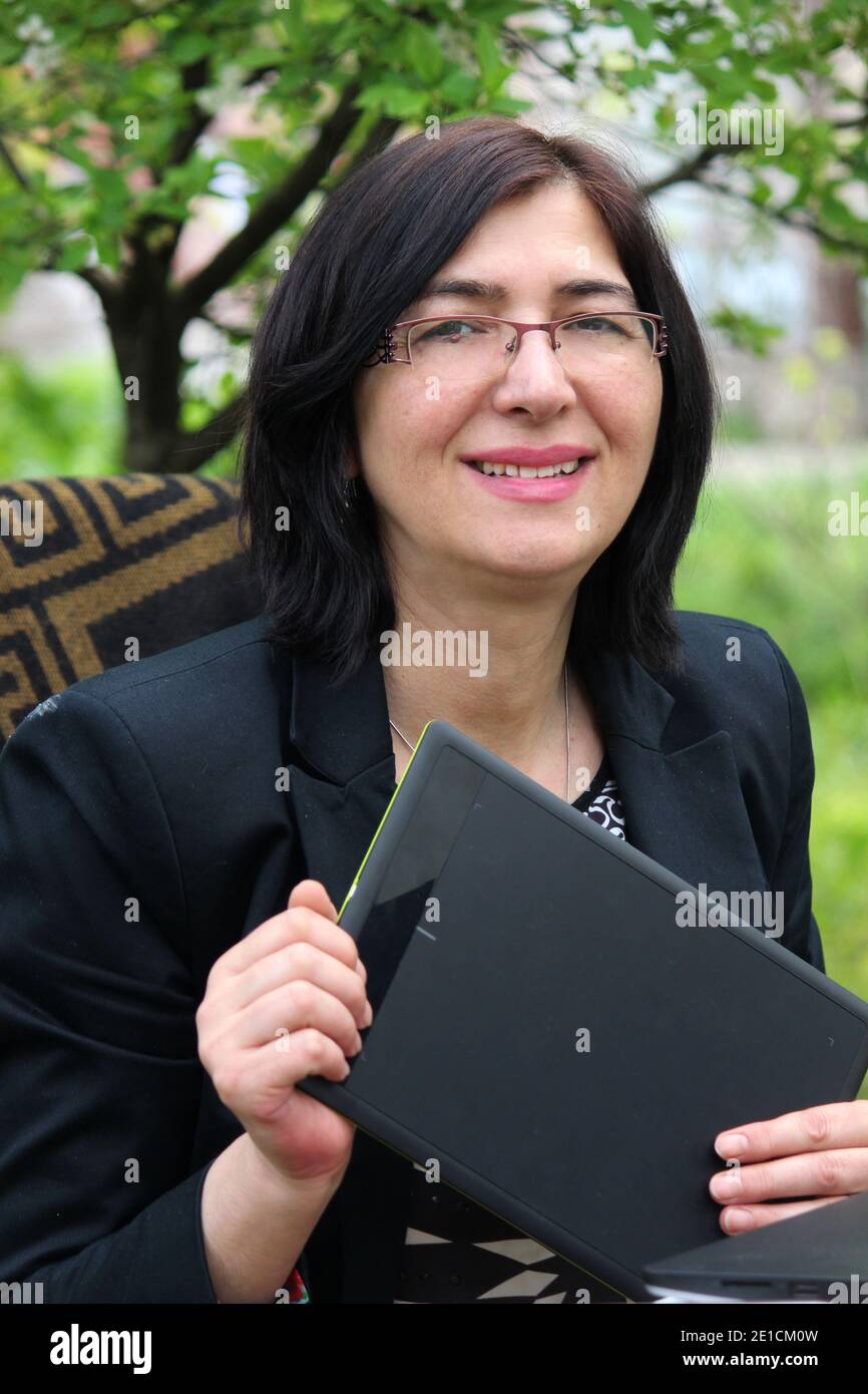 de belles femmes avec une tablette Banque D'Images