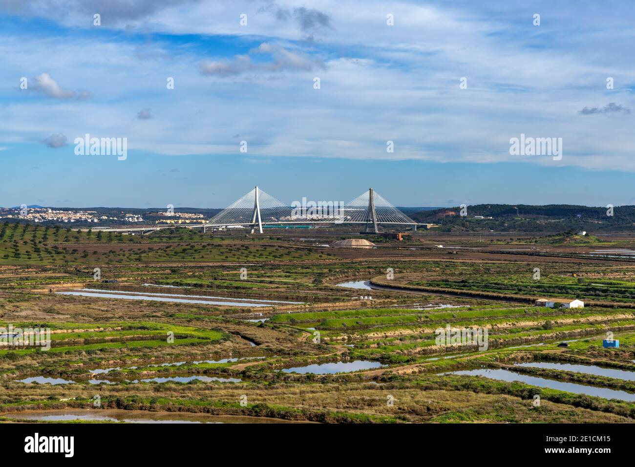 Le Parque Natural do Sapal et la rivière Guadiana bordent entre Espagne et Portugal Banque D'Images