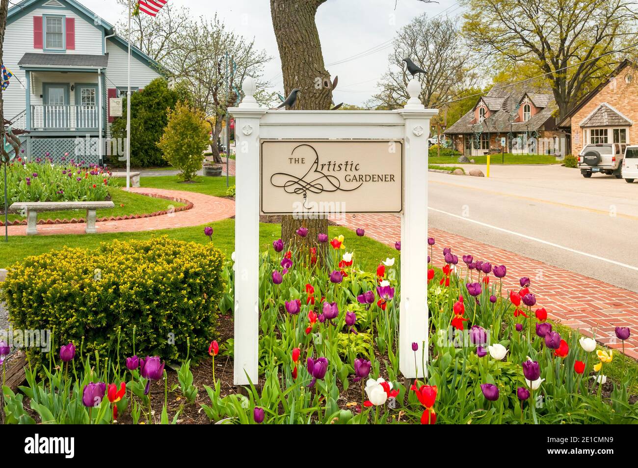 Long Grove, Lake County, Illinois, États-Unis - 29 avril 2012 : vue de l'enseigne artistique Gardener dans le village de long Grove dans Lake County, États-Unis Banque D'Images