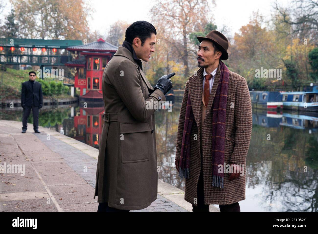 The Gentlemen est un film d'action humoristique britannique-américain de 2019 écrit, réalisé et produit par Guy Ritchie, à partir d'une histoire d'Ivan Atkinson, Marn Davies et Ritchie. Les stars de cinéma Matthew McConaughey, Charlie Hunnam, Henry Golding, Michelle Dockery, Jeremy Strong, Eddie Marsan, Colin Farrell et Hugh Grant. Cette photographie est à usage éditorial exclusif et est le droit d'auteur de la compagnie de film et/ou le photographe assigné par la compagnie de film ou de production et ne peut être reproduite que par des publications en conjonction avec la promotion du film ci-dessus. Un crédit obligatoire pour la société de cinéma est Banque D'Images